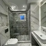 아파트 Agias Sofias Luxury 테살로니키