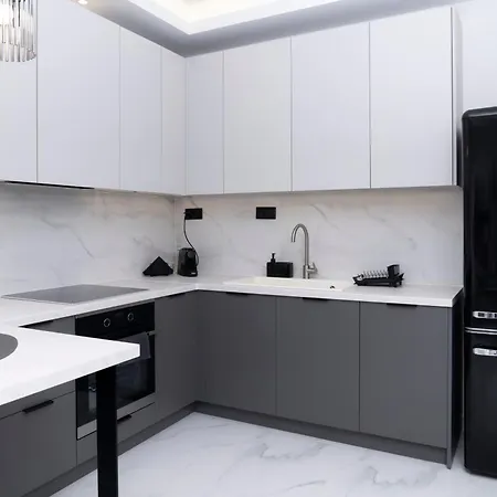 Agias Sofias Luxury דירה *