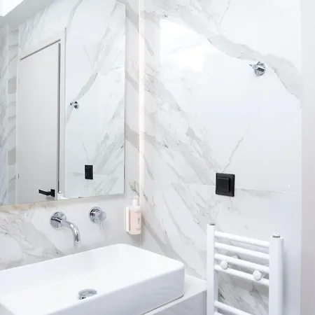 Agias Sofias Luxury * סלוניקי