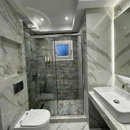 Apartament Agias Sofias Luxury Saloniki