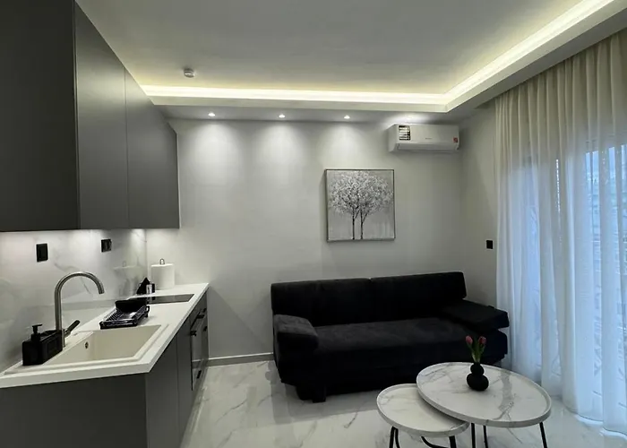 Agias Sofias Luxury Apartment *