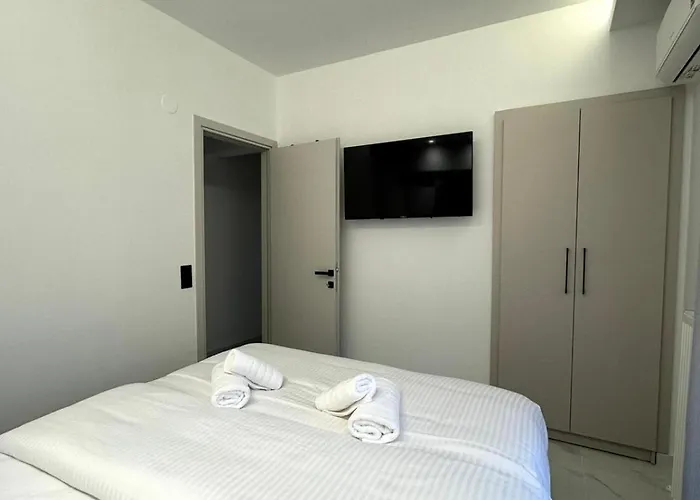 Apartment Agias Sofias Luxury